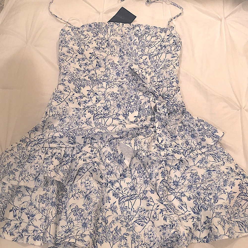 Brandy Melville Floral Tie Dress